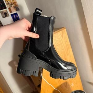 Black Shiny Faux Leather Chunky Chelsea Boots